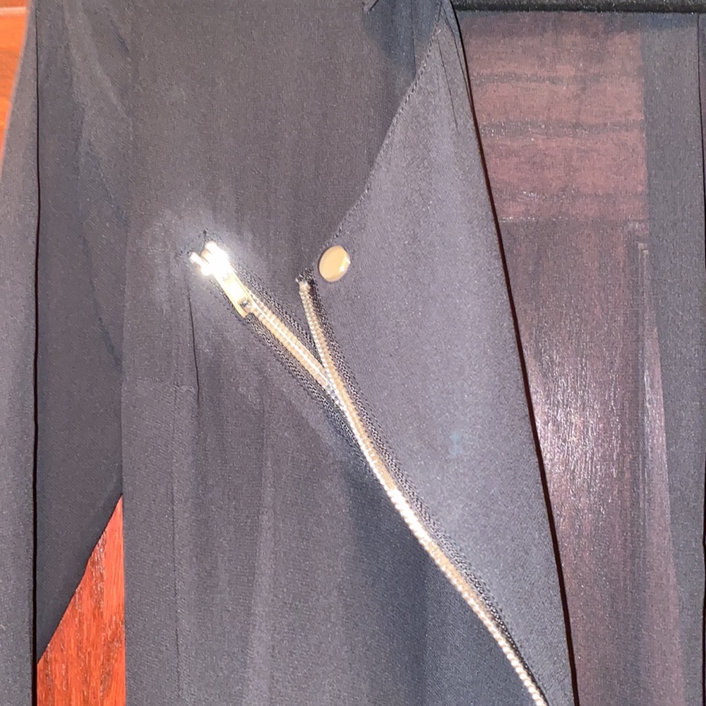 Light Jacket - image 5